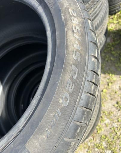 Pirelli P Zero PZ4 285/45 R20