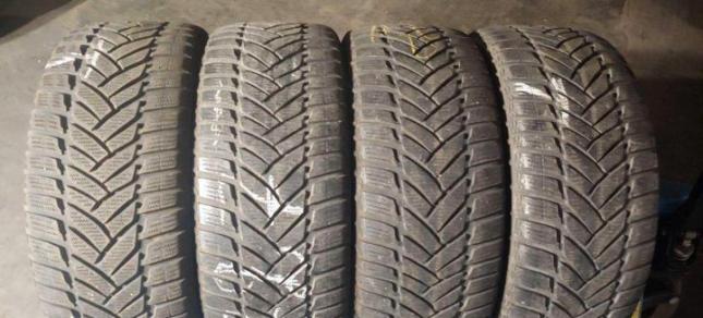 Dunlop SP Winter Sport M3 215/50 R17