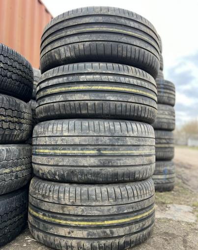 Pirelli P Zero PZ4 275/40 R21 и 315/35 R21