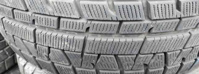 Yokohama Ice Guard IG50+ 215/45 R17