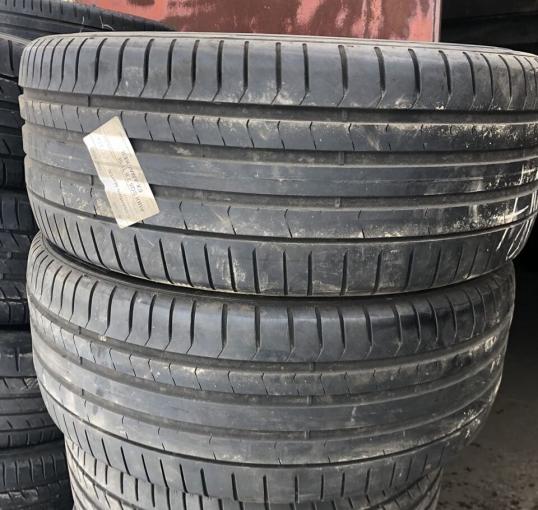 Pirelli P Zero PZ4 255/40 R21