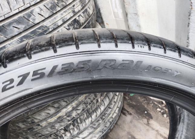 Pirelli P Zero PZ4 275/35 R21 103Y