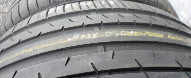 Dunlop SP Sport Maxx 050+ 255/40 R19