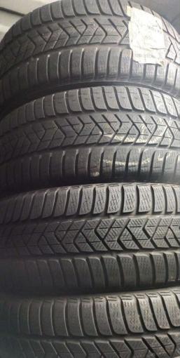 Pirelli Winter Sottozero 3 225/40 R18