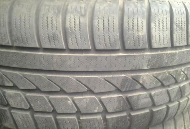 Hankook IceBear W300 235/55 R17