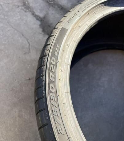 Pirelli P Zero PZ4 275/30 R20