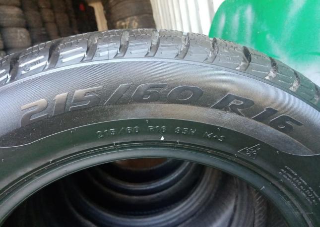 Pirelli Winter Sottozero 3 215/60 R16 V