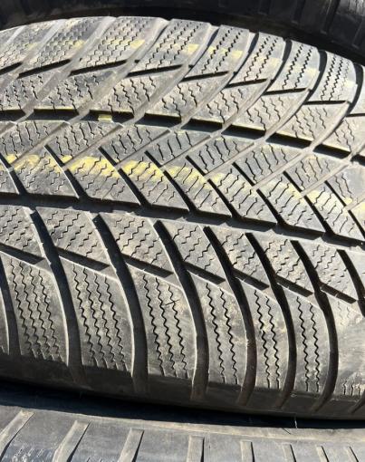 Bridgestone Blizzak LM-001 255/55 R20