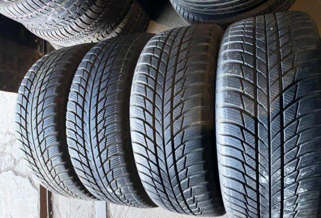 Bridgestone Blizzak LM-001 225/45 R18