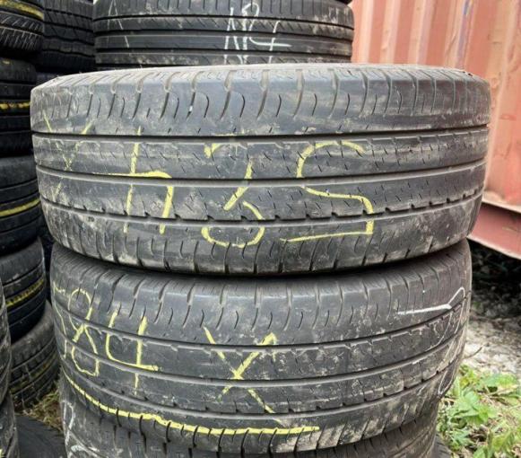 Goodyear EfficientGrip Cargo 235/65 R16C