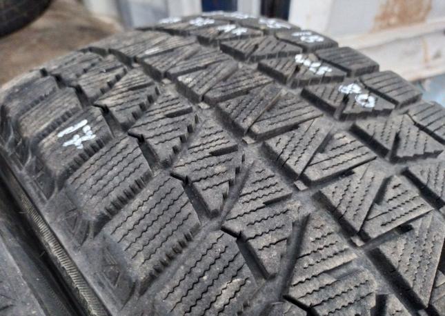 Bridgestone Blizzak WS-80 225/45 R18 95H