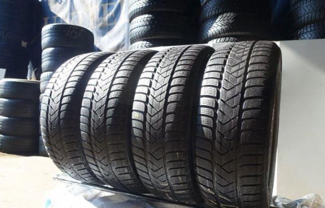 Pirelli Winter Sottozero 3 245/45 R18