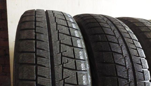 Bridgestone Blizzak Revo1 225/45 R17