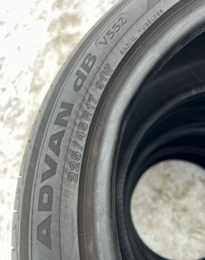 Yokohama Advan dB V552 225/45 R17