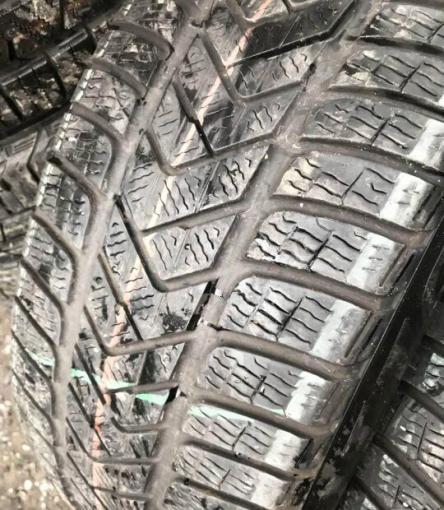 Pirelli Winter Sottozero 3 255/40 R20