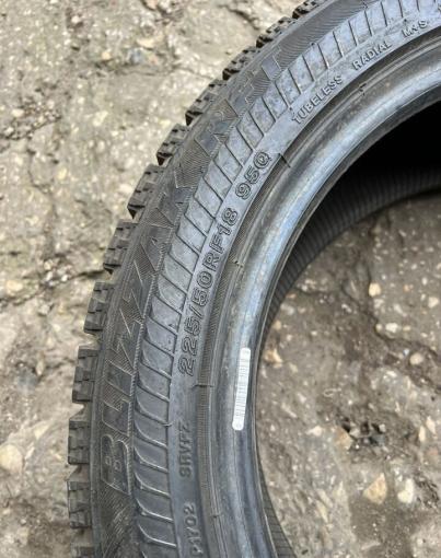 Bridgestone Blizzak RFT 225/50 R18