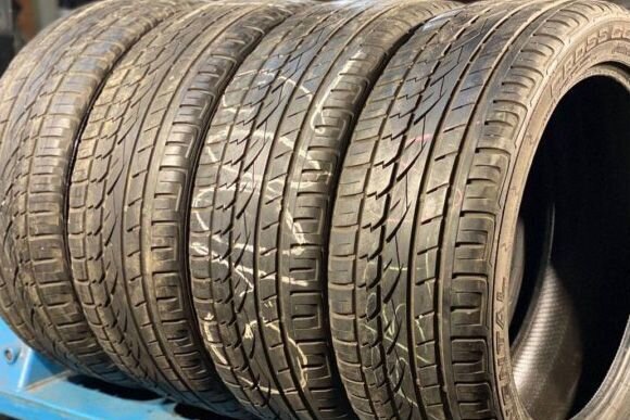 Continental CrossContact UHP 235/60 R18