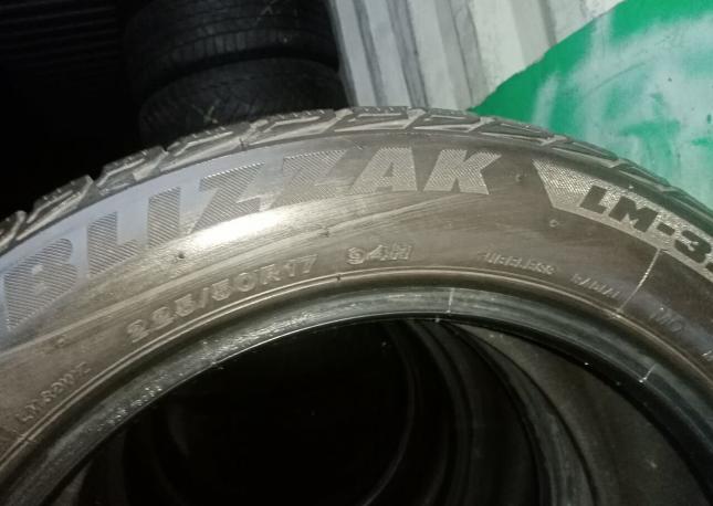 Bridgestone Blizzak LM-32 225/50 R17