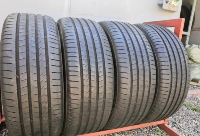 Bridgestone Alenza 001 225/60 R18