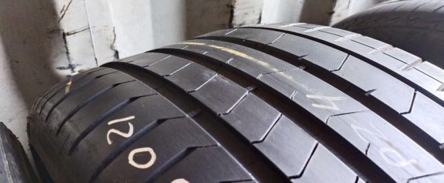 Pirelli P Zero PZ4 275/30 R21 Y