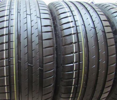 Michelin Pilot Sport 4 275/50 R21