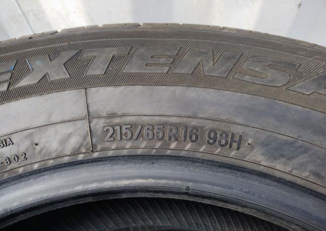 Toyo Extensa A/S 215/65 R16