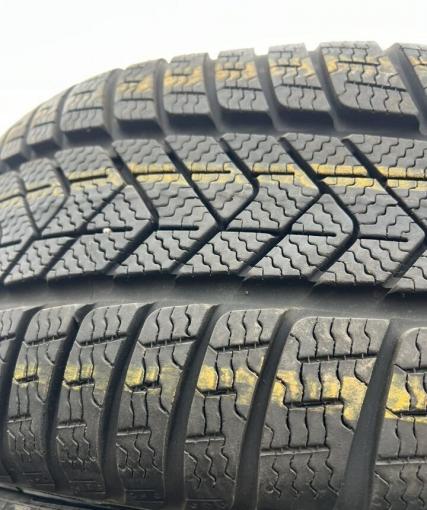 Pirelli Winter Sottozero 3 245/45 R18