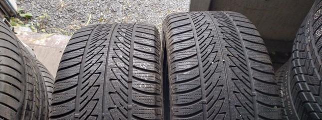 Goodyear UltraGrip 8 Performance 285/45 R20 V