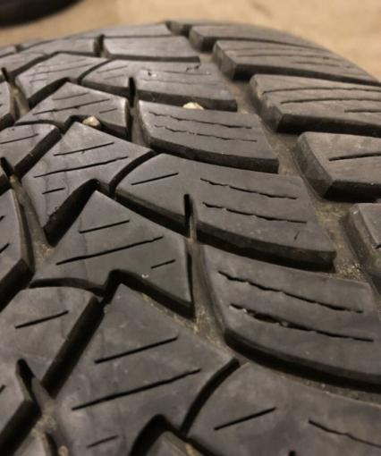 Esa-Tecar Super Grip 9 HP 225/55 R17