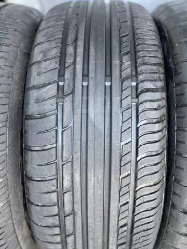 Federal Couragia F/X 235/60 R18