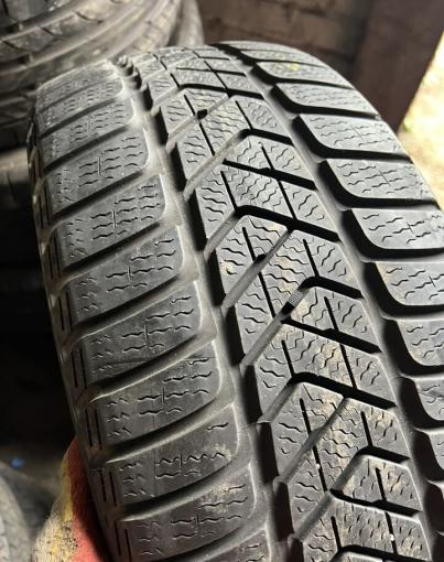 Pirelli Winter Sottozero 3 225/40 R18