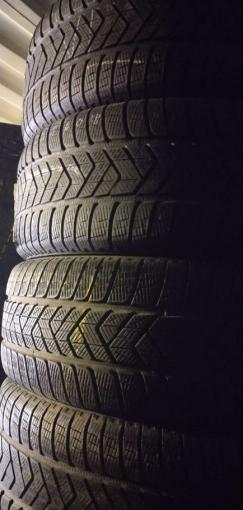 Pirelli Scorpion Winter 255/60 R18