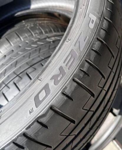 Pirelli P Zero PZ4 255/35 R19