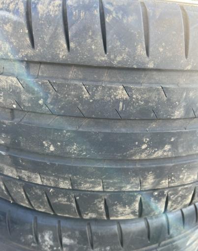 Michelin Pilot Sport 4 S 235/35 R20