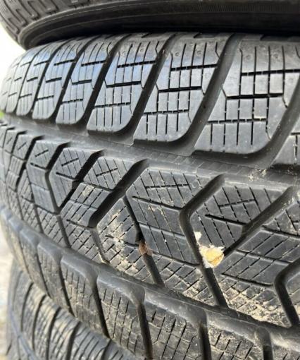 Pirelli Scorpion Winter 215/65 R17