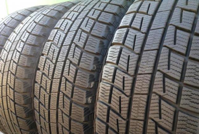 Bridgestone Blizzak Revo1 225/45 R17