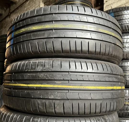 Pirelli P Zero PZ4 235/50 R19