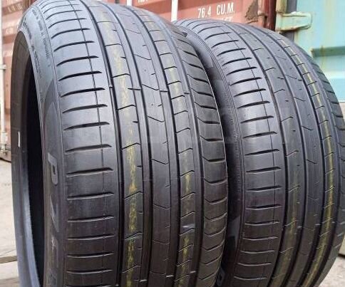 Pirelli P Zero PZ4 235/50 R19 V