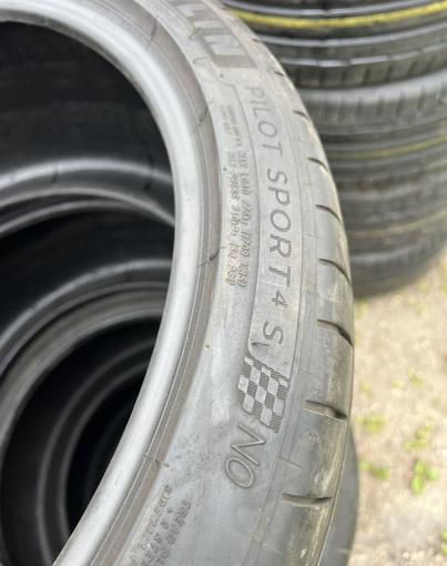 Michelin Pilot Sport 4 S 265/35 R20