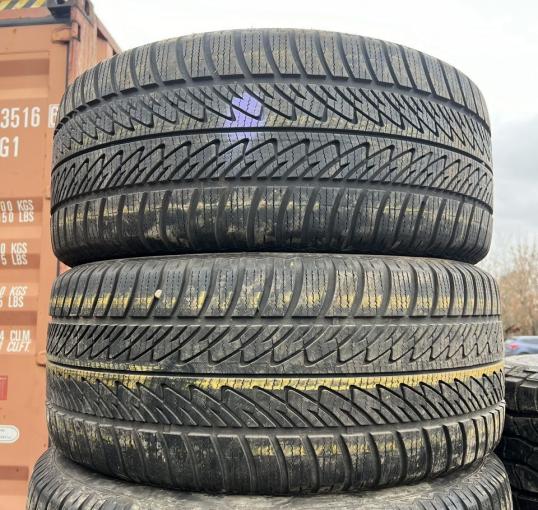 Goodyear UltraGrip 8 Performance 285/45 R20