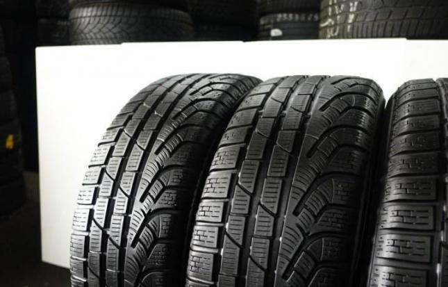 Pirelli Winter Sottozero 240 Serie II 205/65 R17