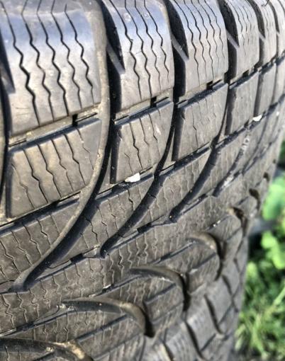 Michelin Latitude Alpin LA2 215/70 R16