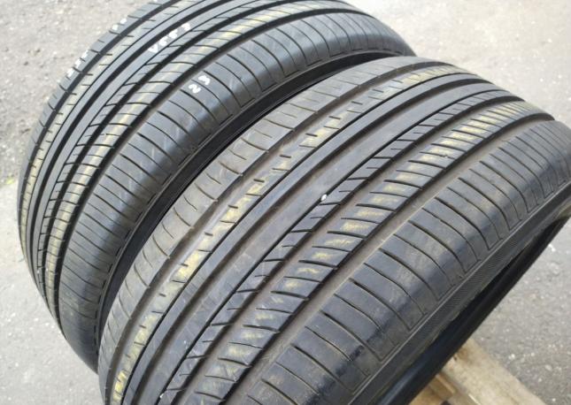 Yokohama Advan dB V552 235/45 R18