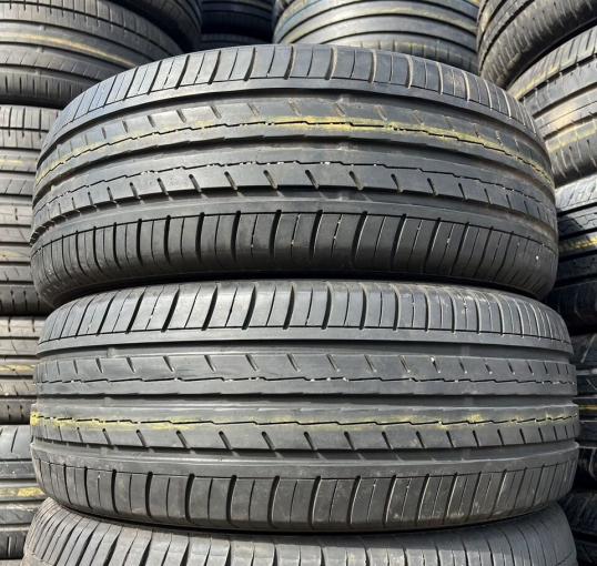Yokohama BluEarth-ES ES32 215/55 R17
