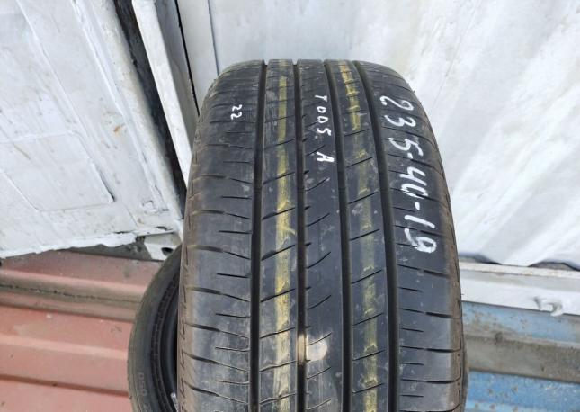Bridgestone Turanza T005A 235/40 R19