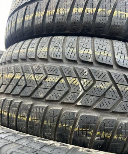 Pirelli Winter Sottozero 3 245/45 R19