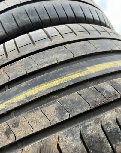 Pirelli P Zero PZ4 275/40 R21 и 315/35 R21