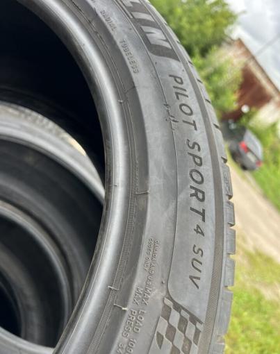 Michelin Pilot Sport 4 SUV 295/40 R21