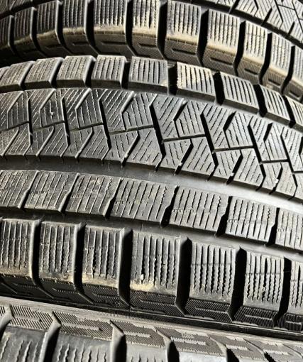 Pirelli Ice Asimmetrico 225/55 R17