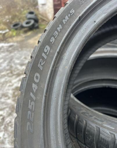 Pirelli Winter Sottozero 3 225/40 R19
